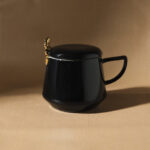 KARACA 50TH YEAR COLLECTION 370 ML BLACK MUG WITH LID - Image 9